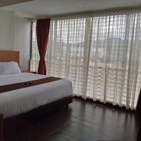 Hotel Belangi Syariah Taakengon Mitra Reddoorz Takengon エクステリア 写真