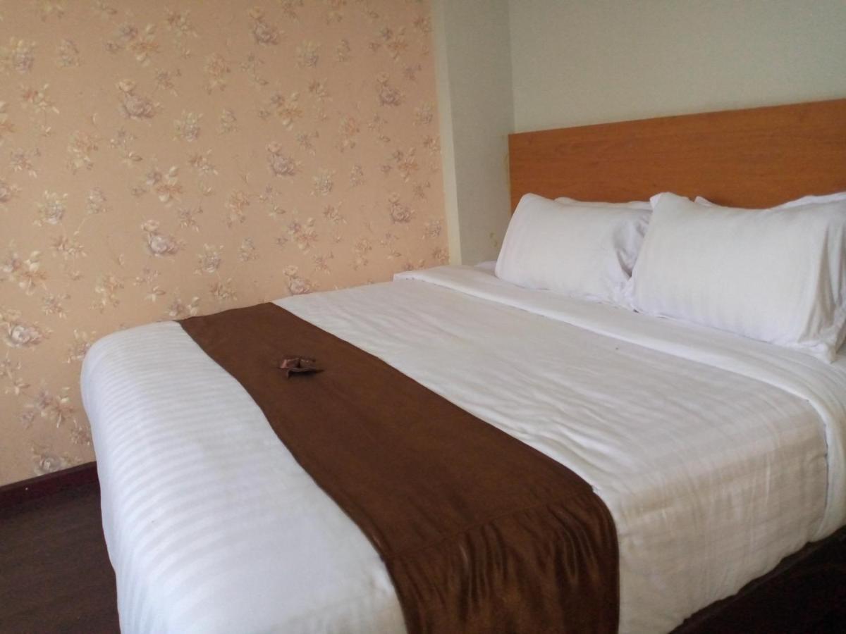 Hotel Belangi Syariah Taakengon Mitra Reddoorz Takengon エクステリア 写真